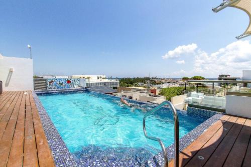 Breathtaking 2 Bedroom, Private Terrace - Bbq