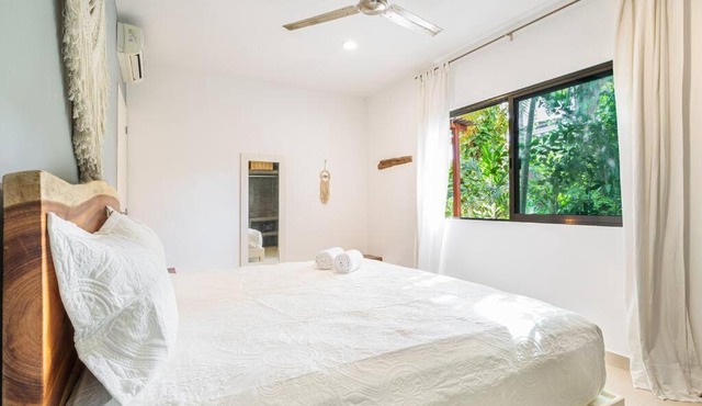 Buena Vida amazing 2 bdr in Veleta with pool