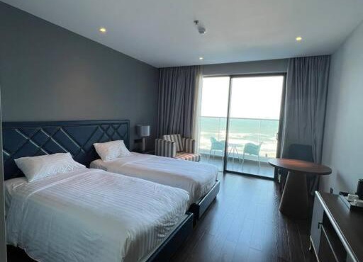 Căn hộ sát biển