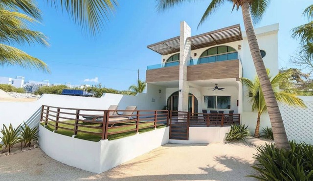 Caribbean Getaway: Villa, AC, Wi-Fi & Plunge Pool