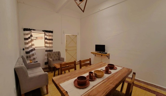 Casa Cruz : Apartment in Downtown Oaxaca + Quiet Stay