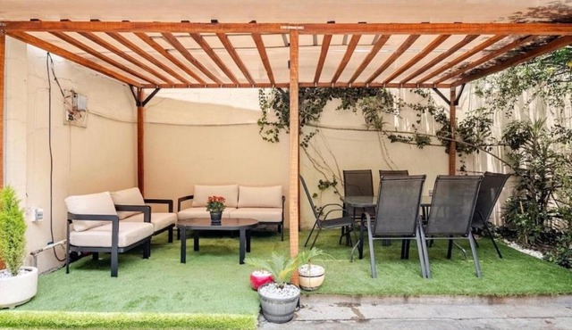 Casa de 1 Piso con Jardín cerca del aeropuerto CDMX 3 Recámaras y Parking