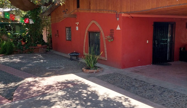 Casa de Campo Rosa in San Antonio de las Minas, BC