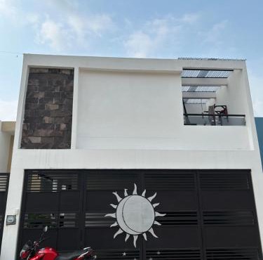 Casa Eclipse