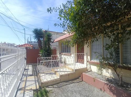 Casa Emilio Carranza, Linares