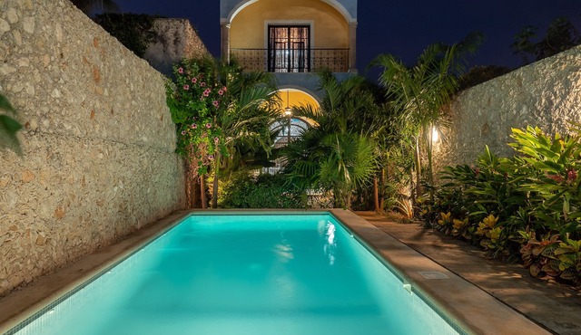Casa Escalera al Cielo is now available for rent in historic downtown Centro