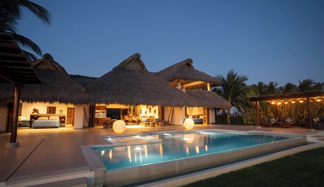 Casa Gaby - A luxurious, beachfront villa