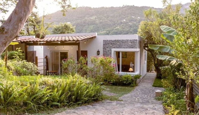 Casa Geranios Panajachel