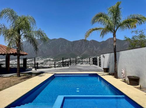 Casa Las Yucas - Pool - Sleeps 12- Garage
