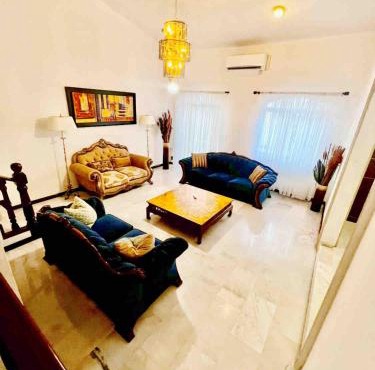 Casa Lomas en Zona Dorada, 5 minutos de la playa