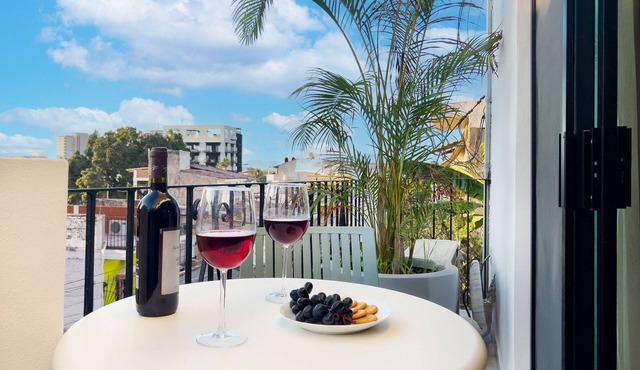 Casa Loro Azul PV Unit 4 NEW with Rooftop pool 1BD Studio for rent in 5 de Dicie