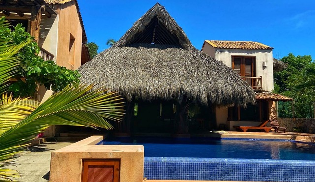 CASA ROSA, Access to the beach