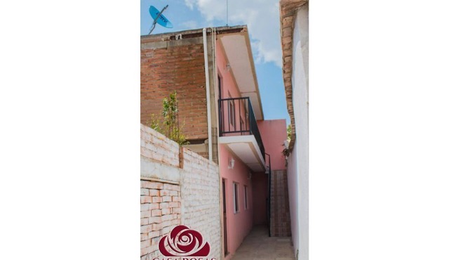 Casa Rosas-B (Apartamento #2)