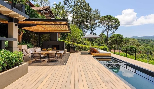Casa Sol: In Avándaro with jacuzzi and lake view