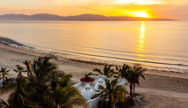 CASACORAZONmx “Cortez” Private 1bd Beachfront w/Kitchen. Spectacular Views!195/n