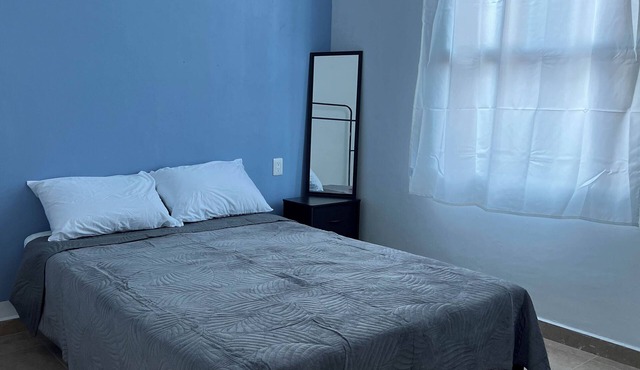 Centrally located apartment 4 min. from Santo Domingo (walking distance)