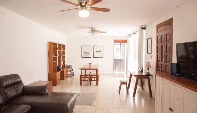 Centrally located house with high speed Internet "Casa Villa".