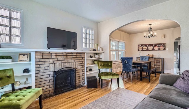 Charming 3BR/2BA | 30+ Day Stay Near Wash Park in Denver