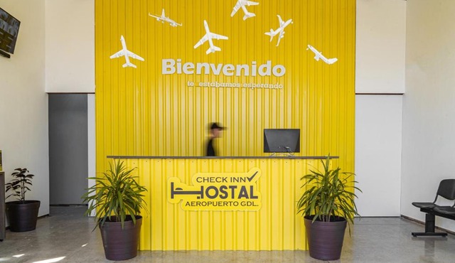CHECK INN HOSTAL AEROPUERTO GDL