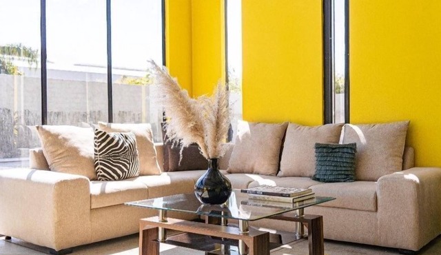 CHECK INN HOSTAL AEROPUERTO GDL - Hostel