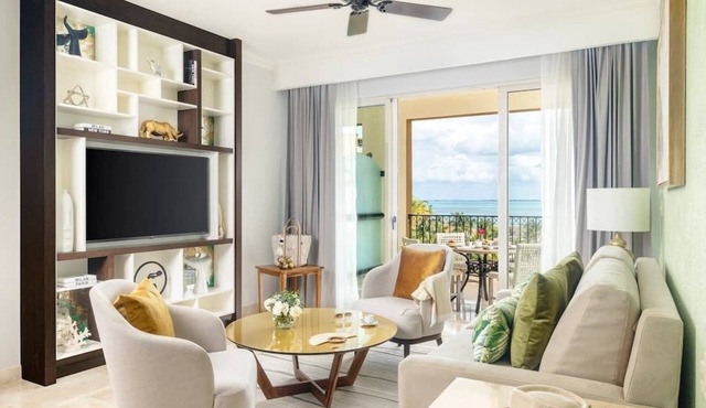 Christmas in Cancun! Luxury Ocean View 2BR - Dec 19–26 Sleeps 8