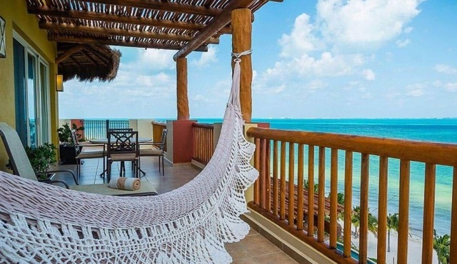 CHRISTMAS WEEK/Cancun 3BR Oceanfront Resort