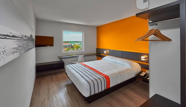 City Express Junior by Marriott León Centro De Convenciones