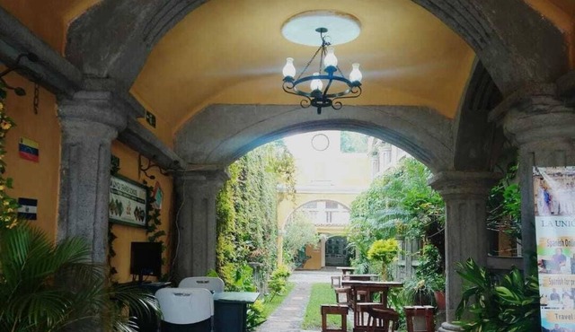 Ciudad Vieja Bed & Breakfast Hotel
