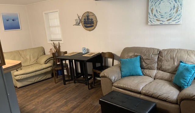 Coastal fishing and duck hunting getaway one bedroom