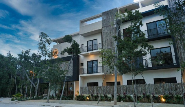 Coba Hotel & Suites