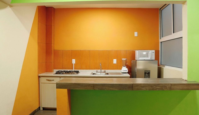 Colorido Apartamento a 8 min Centro Amplio y Familiar