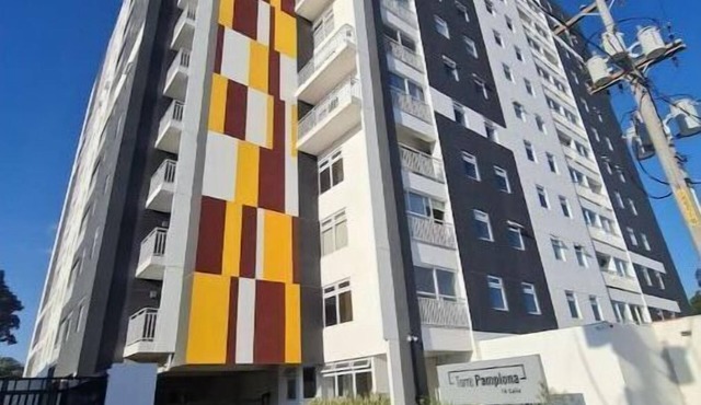 Comfortable and Private Apartment Near the Airport