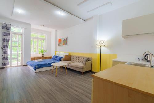 Cozy-4PrivateRooms-SGHomestay-Max10People-1 km to Bui Vien