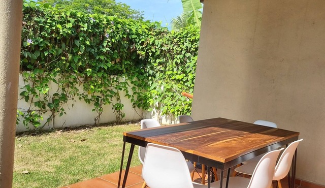 Cozy house close to Bucerías and Nuevo Vallarta! Pet friendly, AC, 3 bedroom.