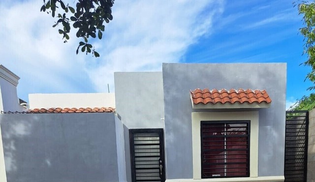 Cozy House in a Quiet Area. Fast Connection to the City Center