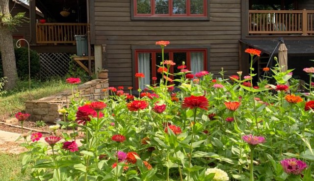 Creekside Country Estate in Drexel