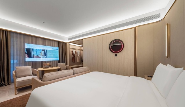 Crystal Hotel Chongqing Jialing River