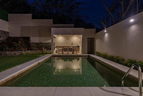 Cuernavaca Private Pool & Outdoor Grill for Groups