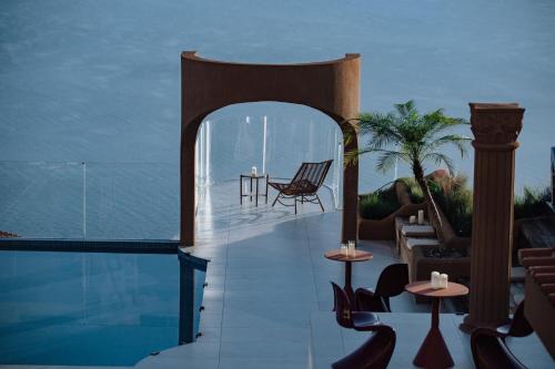 Dali Star Curtain.Sunset Sea View Villa