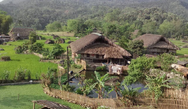 Dong Que Homestay-Tours-Motorbike, Car rental, Hiking