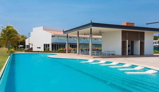 Double House - Two Beautiful New Villas