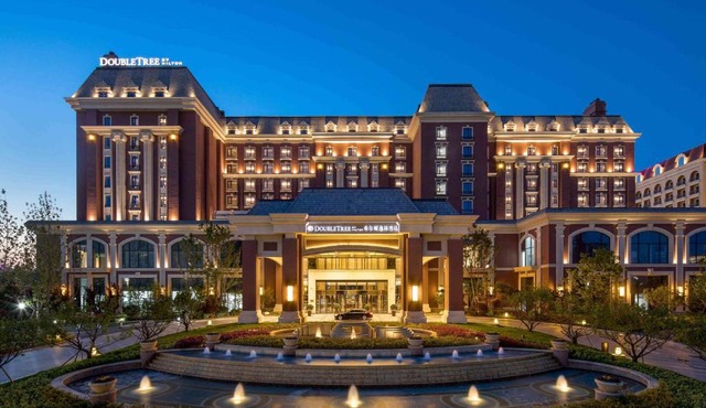 Doubletree By Hilton Qingdao Oriental Movie Metropolis