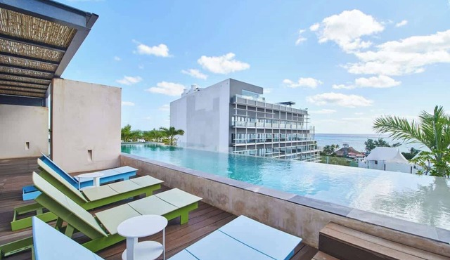 Downtown 4BR Home Beach at 200m 2 Apts in one