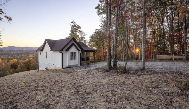 Eagle Ridge - Ridge Road Scenic Cabins - Brimstone Recreation and Big South Fork in Robbins
