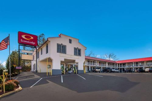 Econo Lodge Calhoun North Damascus in Calhoun