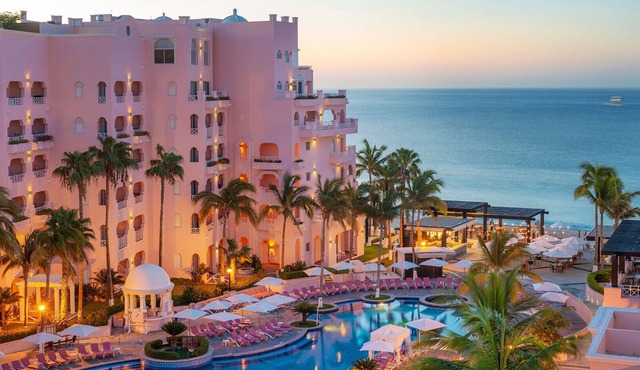 El Medano Beach Retreat, Pueblo Bonito Rose 2-Bedroom w/Kitchen Condo +Amenities
