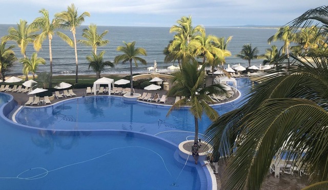 Emerald Bay Premier Resort in Mazatlán
