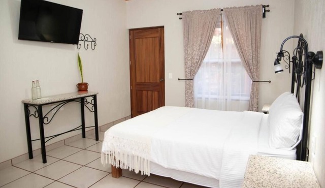 Encanto de la Sierra Hotel