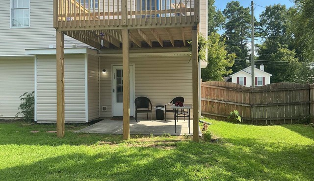 Enchanting Guest Studio with backyard vibe in Conley