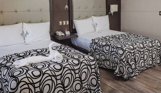 Enjoy Four Spacious Lavish Rooms Perfect for Families or Friends in Merida